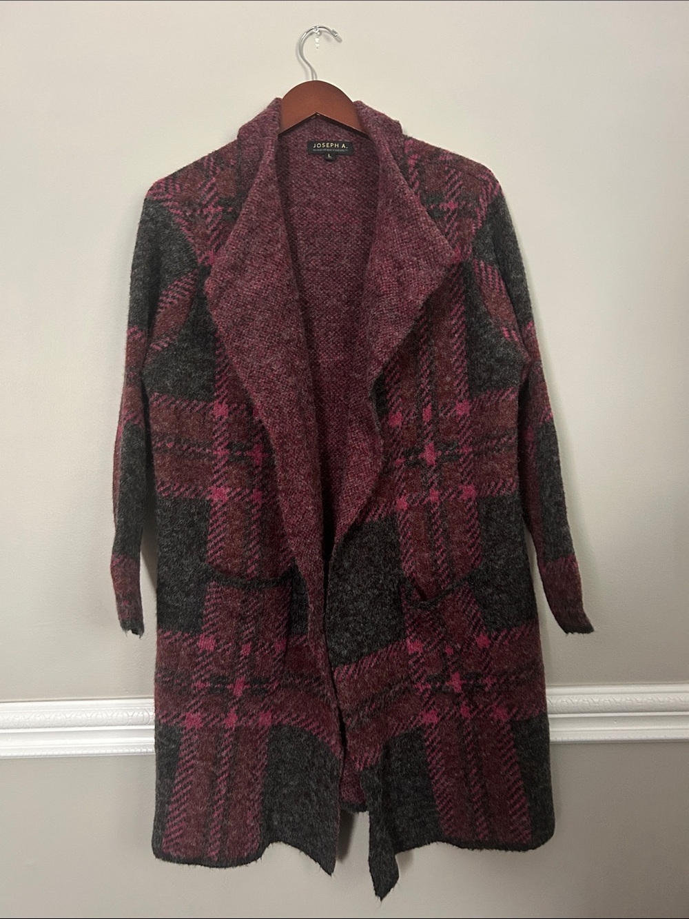 Joseph A Magenta Gray Plaid Fuzzy Shawl Collar Cardigan Sweater L